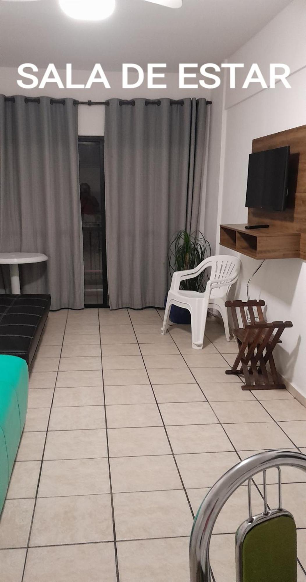 500M Da Praia, Predio Cm Piscina, 1Garagem, Wi-Fi 300 Mbps, Centro De Guaruja, Proximo A Praia E Comercio, Horarios Check-In E Check-Out Flexiveis, Churrasqueira, Daire Dış mekan fotoğraf